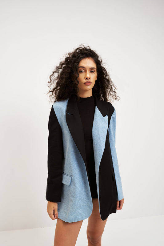 Contrast Chic Blazer